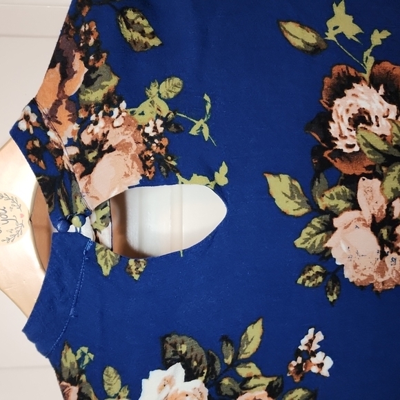 Blu pepper tunic‎ - Picture 5 of 6